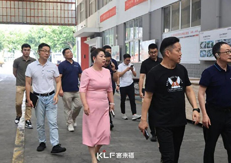 热烈欢迎美菱集团钟总及团队一行莅临凯发参观指导！